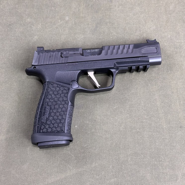 Sig Sauer P365 Fuse 9mm Sig Sauer P365 Fuse 9mm